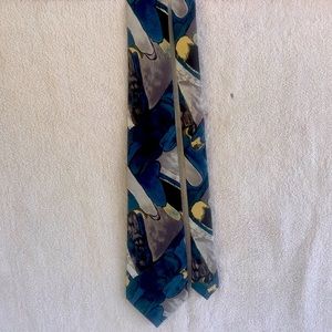 Tie